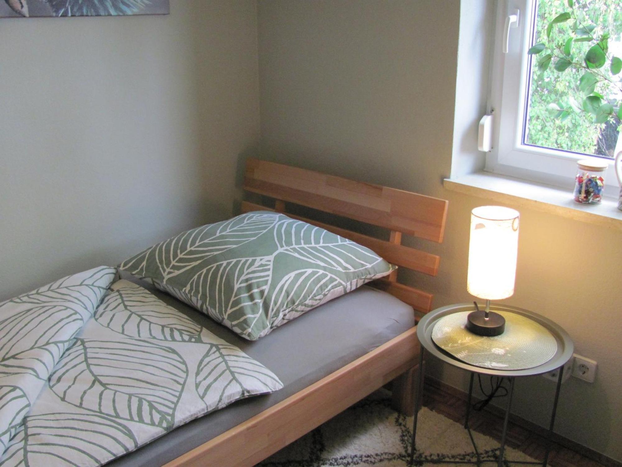 #3 Gemuetliches Ruhiges Zimmer Gartenblick, Gemeinschaftsbad W-Lan Airport Nah Gelegen Mit Late Night Check In Haus Nr 9,5 Trunkelsberg Buitenkant foto